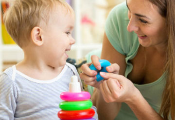 Garde partagée d'enfants avec immersion linguistique :