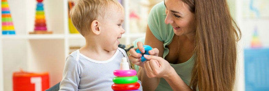 Garde partagée d'enfants avec immersion linguistique :